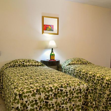 Hotel Sta Lucia Celaya  Luaran gambar
